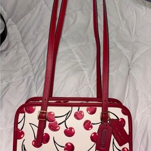Coach Swing Zip In Cherry Pink